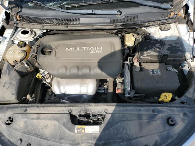 Photo 11 from auction – 2016 CHRYSLER 200 LIMITE with VIN 1C3CCCAB1GN183917