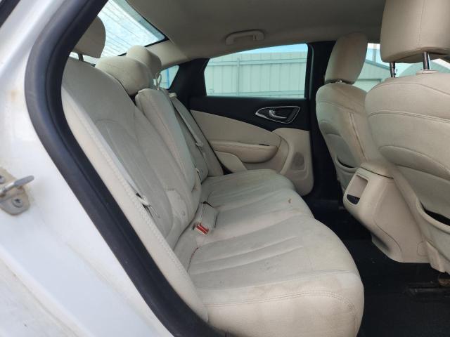 Photo 10 from auction – 2015 CHRYSLER 200 LIMITE with VIN 1C3CCCAB9FN719611