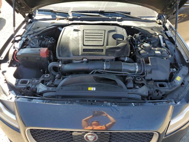 Photo 11 from auction – 2018 JAGUAR XF PRESTIG with VIN SAJBK4FX3JCY66288