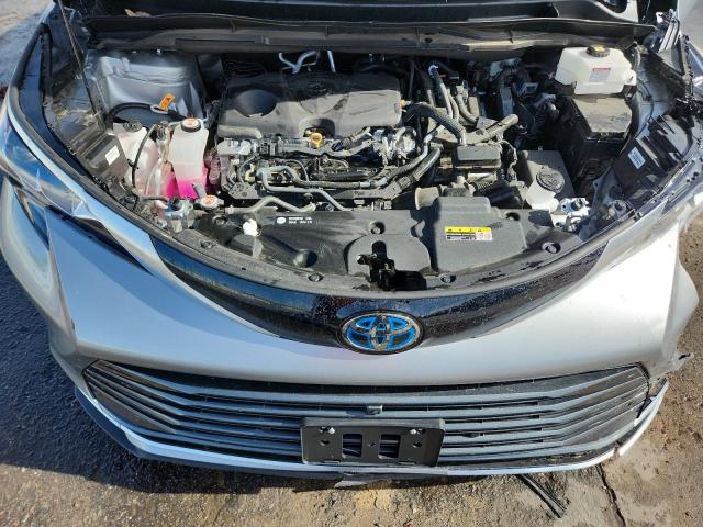 Photo 12 from auction – 2025 TOYOTA SIENNA LIM with VIN 5TDERKEC0SS252907