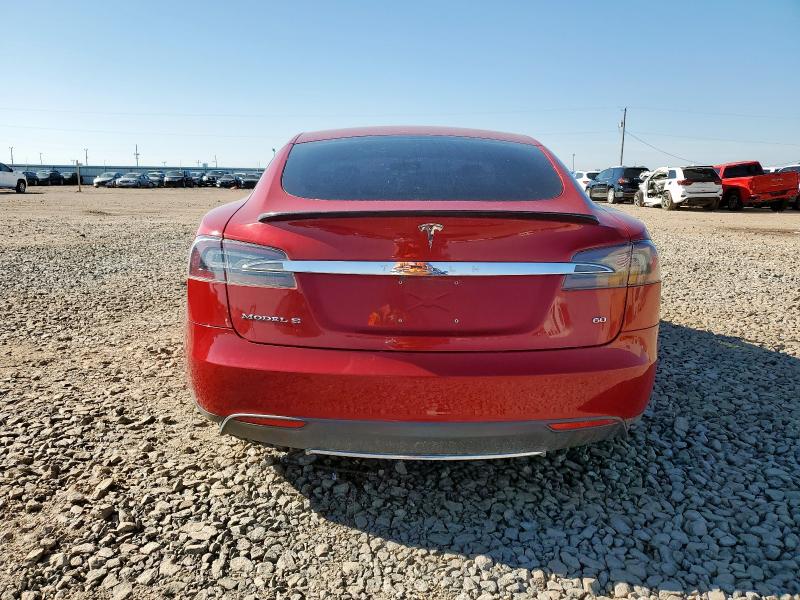 Photo 6 from auction – 2014 TESLA MODEL S with VIN 5YJSA1S12EFP44225