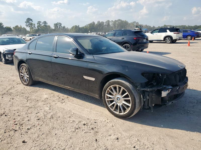 Photo 4 from auction – 2013 BMW 740 with VIN WBAYE4C53DD137707