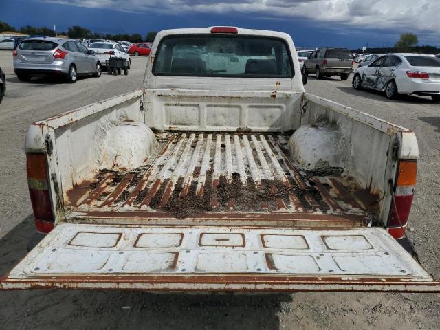 Photo 10 from auction – 2000 TOYOTA TACOMA with VIN 4TANL42N4YZ587643