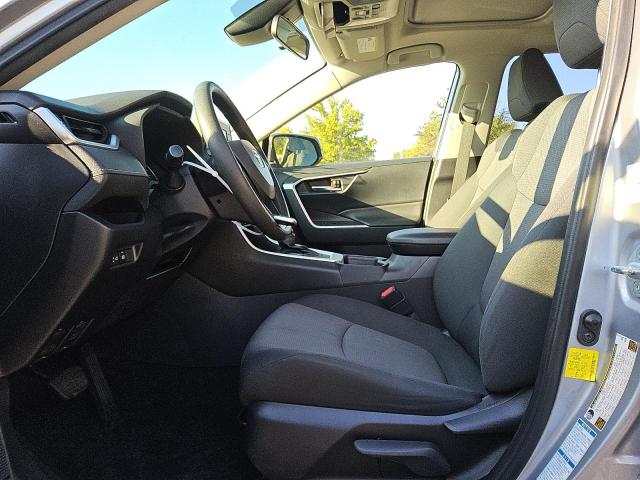 Photo 7 from auction – 2019 TOYOTA RAV4 XLE with VIN JTMP1RFVXKD028063