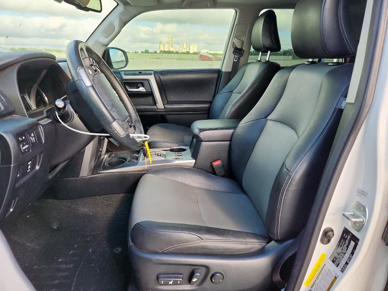 Photo 7 from auction – 2016 TOYOTA 4RUNNER SR with VIN JTEZU5JR2G5118209