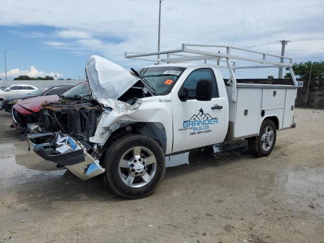 CHEVROLET SILVERADO 2011 with VIN 1GC0CVCG4BF213918 - Photo from auction