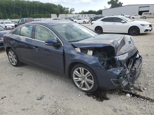 Photo 4 from auction – 2011 VOLVO S60 T6 with VIN YV1902FH1B2017178