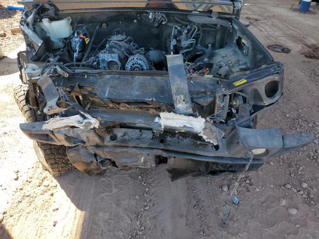 Photo 11 from auction – 2005 HUMMER H2 with VIN 5GRGN23U25H100764