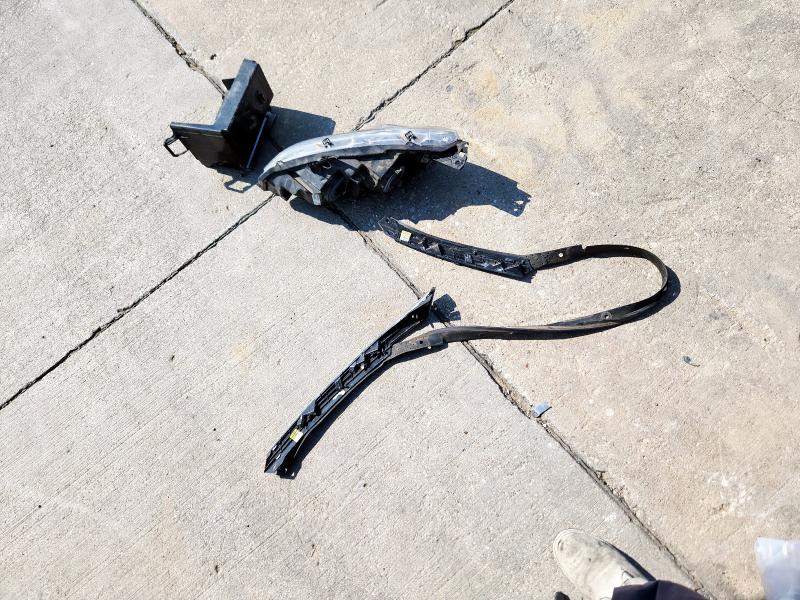 Photo 12 from auction – 2017 HONDA CIVIC EX with VIN 19XFC2F79HE040498