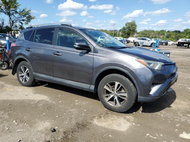 Photo 4 from auction – 2017 TOYOTA RAV4 XLE with VIN 2T3RFREV5HW680354