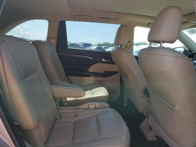 Photo 11 from auction – 2015 TOYOTA HIGHLANDER LIMITED with VIN 5TDYKRFH9FS063070