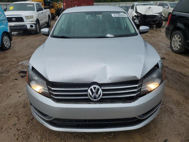 Photo 5 from auction – 2015 VOLKSWAGEN PASSAT S with VIN 1VWAT7A39FC014657
