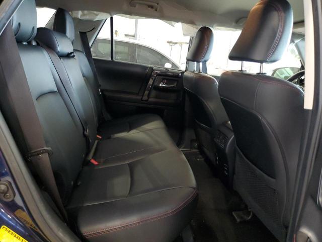 Photo 11 from auction – 2019 TOYOTA 4RUNNER SR with VIN JTEBU5JR2K5659772