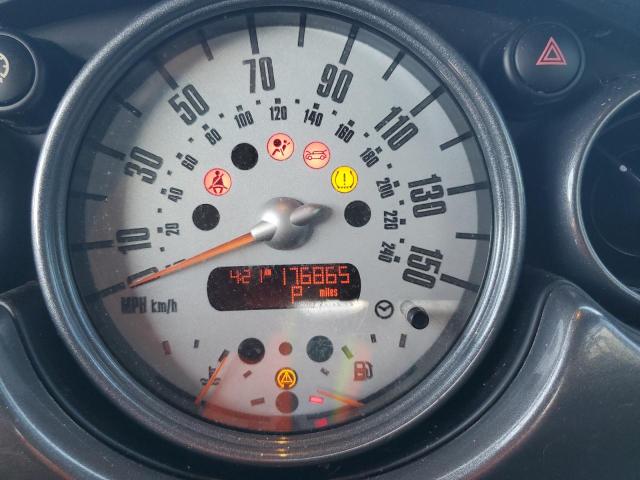 Photo 9 from auction – 2007 MINI COOPER S with VIN WMWRH335X7TL95464