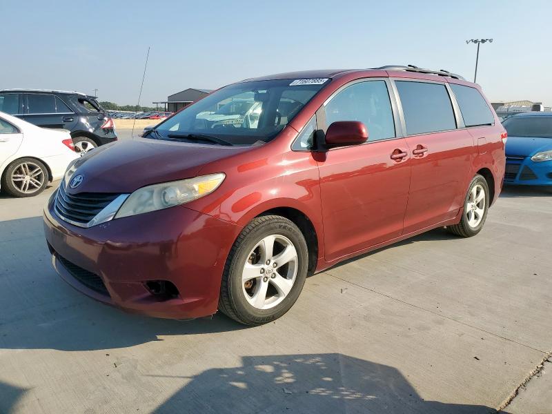 TOYOTA SIENNA LE 2011 with VIN 5TDKK3DC5BS055228 - Photo from auction
