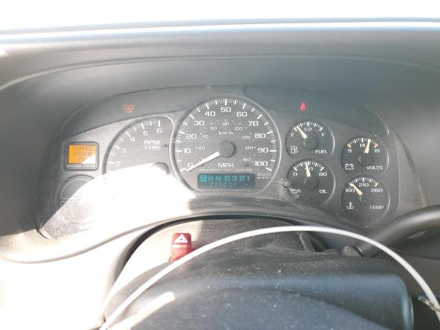 Photo 9 from auction – 2002 CHEVROLET SILVERADO with VIN 2GCEC19V921390864