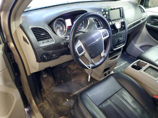 Photo 8 from auction – 2016 CHRYSLER TOWN & COU with VIN 2C4RC1BG7GR128993