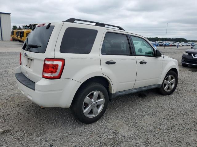 Photo 3 from auction – 2011 FORD ESCAPE XLT with VIN 1FMCU0D77BKB70156