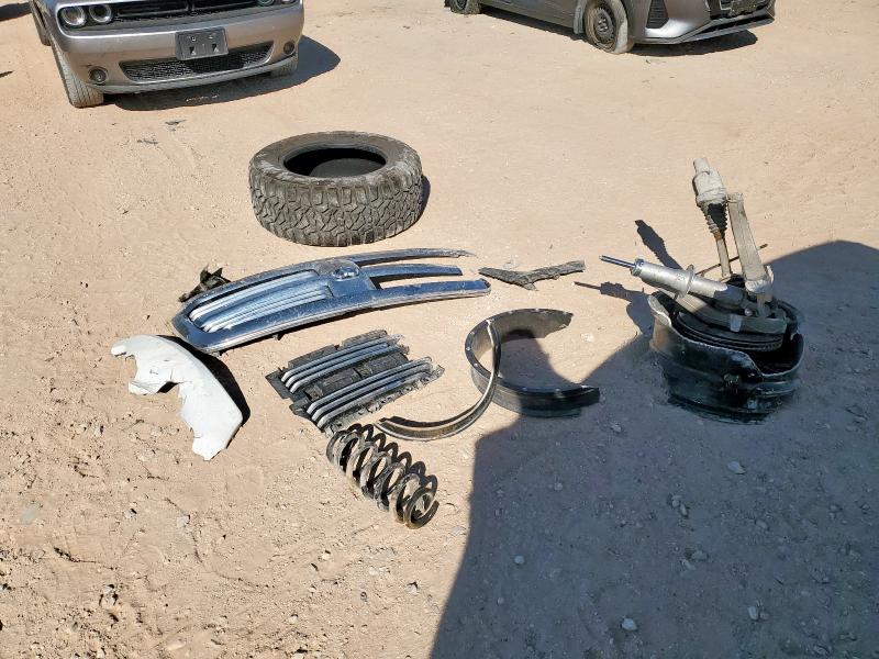 صورة رقم 12 من المزاد - 2019 RAM 1500 CLASS مع VIN 1C6RR7LT1KS578389