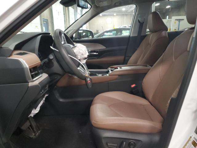 Photo 7 from auction – 2024 TOYOTA GRAND HIGH with VIN 5TDAAAB54RS069560