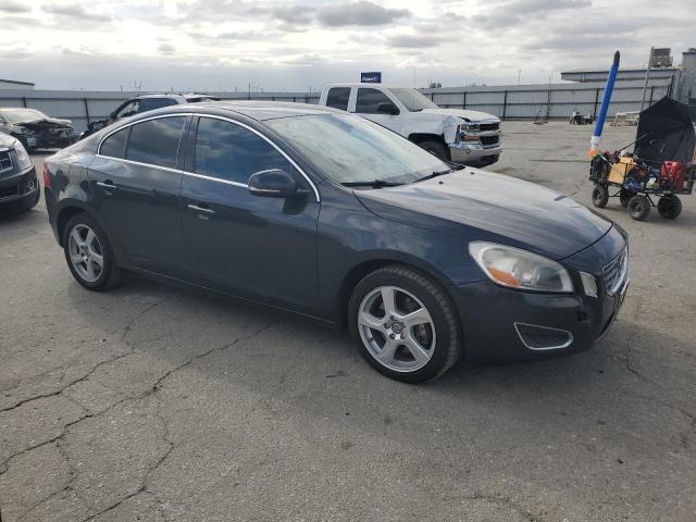 Photo 4 from auction – 2012 VOLVO S60 T5 with VIN YV1622FSXC2053090