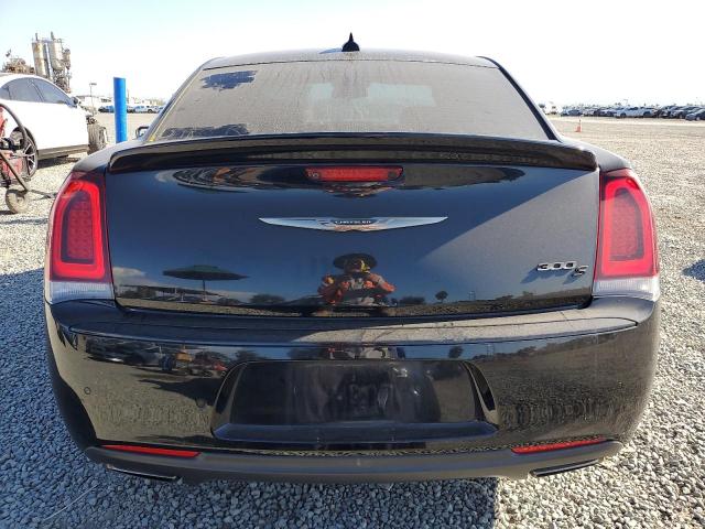 Photo 6 from auction – 2017 CHRYSLER 300 S with VIN 2C3CCABG3HH538532
