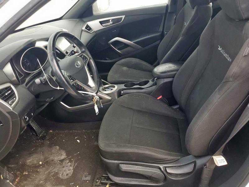 Photo 7 from auction – 2017 HYUNDAI VELOSTER with VIN KMHTC6AD5HU323615