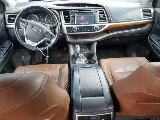Photo 8 from auction – 2018 TOYOTA HIGHLANDER with VIN 5TDDZRFH5JS809176