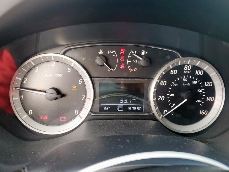 Photo 9 from auction – 2015 NISSAN SENTRA S with VIN 3N1AB7AP3FL631407