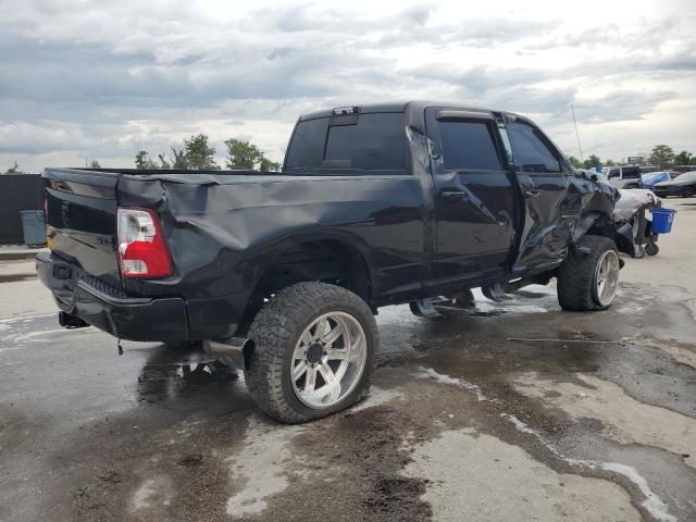 Photo 3 from auction – 2017 RAM 2500 SLT with VIN 3C6UR5DL5HG733135
