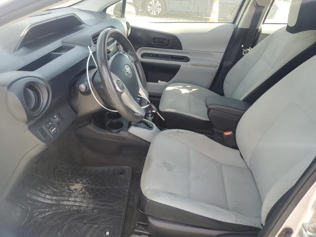 Photo 7 from auction – 2013 TOYOTA PRIUS C with VIN JTDKDTB30D1553480