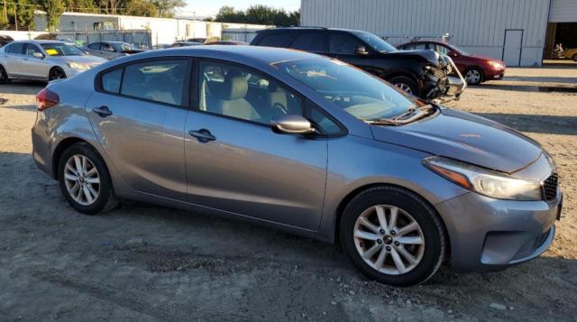 Photo 4 from auction – 2017 KIA FORTE LX with VIN 3KPFL4A73HE143192