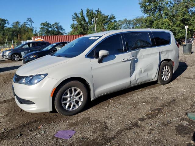CHRYSLER PACIFICA T 2017 with VIN 2C4RC1DGXHR588888 - Photo from auction