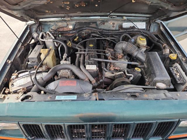 Photo 11 from auction – 2001 JEEP CHEROKEE with VIN 1J4FF58S51L561512