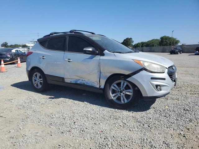 Photo 4 from auction – 2011 HYUNDAI TUCSON with VIN KM8JU3AC8BU124446