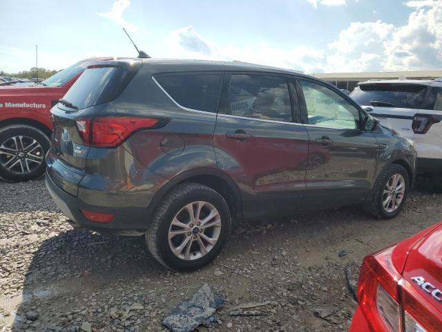 Photo 3 from auction – 2019 FORD ESCAPE SE with VIN 1FMCU0GD5KUC49556