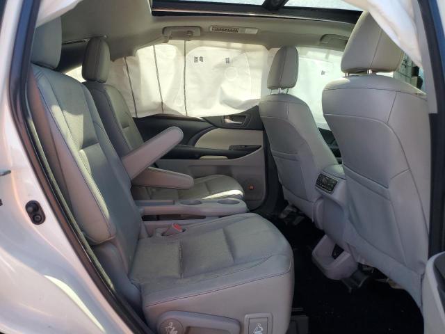 Photo 11 from auction – 2014 TOYOTA HIGHLANDER with VIN 5TDDCRFH6ES004844