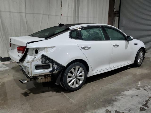 Photo 3 from auction – 2018 KIA OPTIMA EX with VIN 5XXGU4L31JG206976