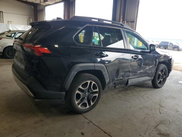 Photo 3 from auction – 2021 TOYOTA RAV4 with VIN 2T3J1RFV6MW140211