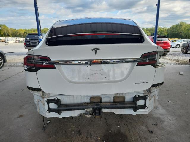 Photo 6 from auction – 2020 TESLA MODEL X with VIN 5YJXCDE26LF303233