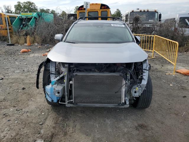 Photo 5 from auction – 2021 TOYOTA RAV4 XLE P with VIN 2T3A1RFV2MC144015
