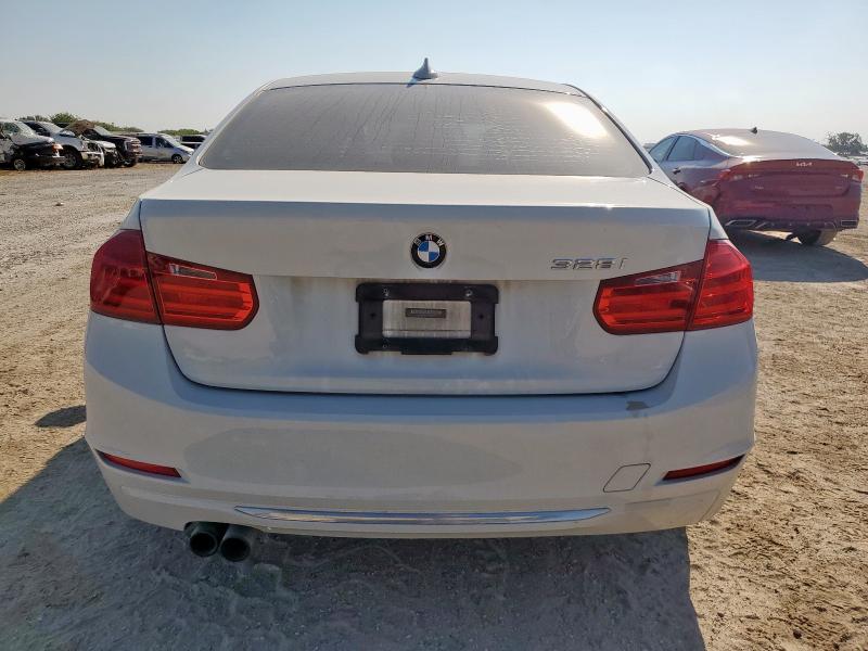 Photo 6 from auction – 2012 BMW 328 I with VIN WBA3A5C51CF347933
