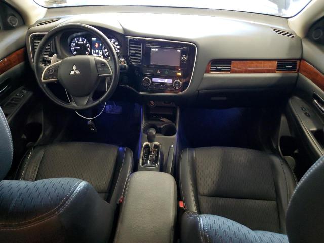 Photo 8 from auction – 2015 MITSUBISHI OUTLANDER with VIN JA4JZ4AX2FZ009570