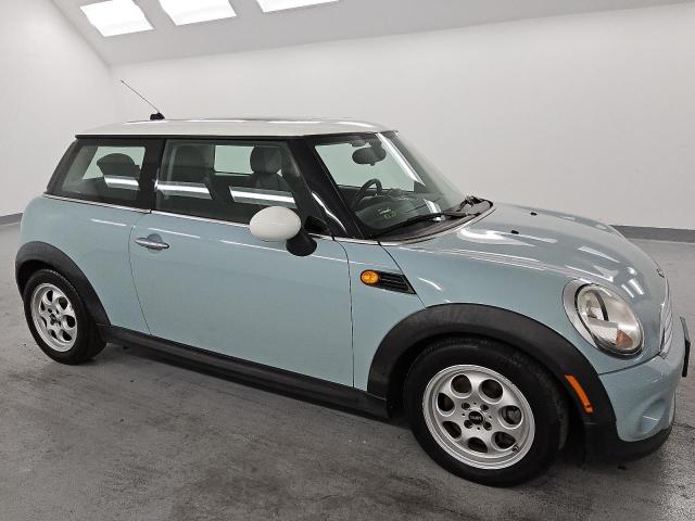 Photo 4 from auction – 2013 MINI COOPER with VIN WMWSU3C57DT689168