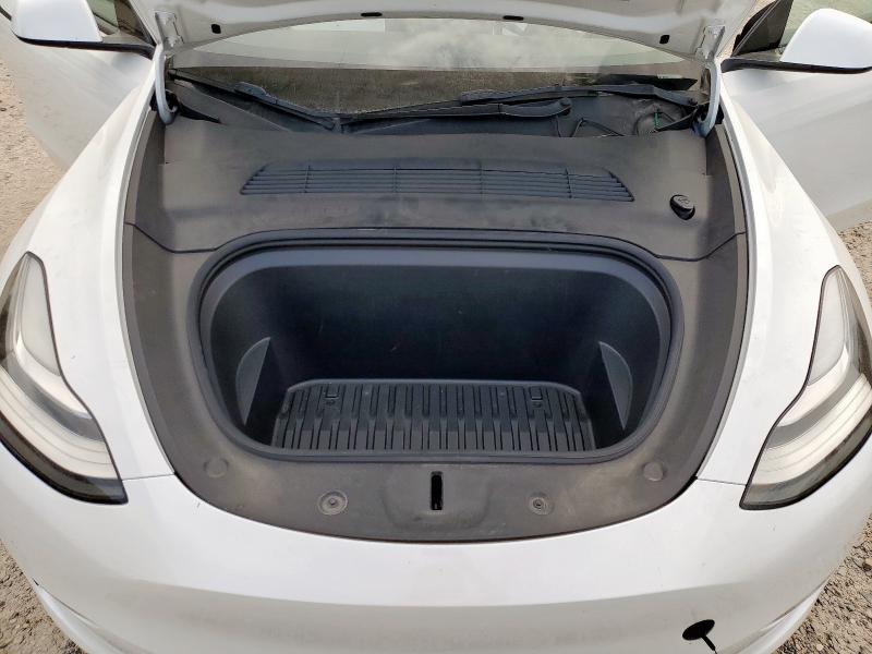Photo 12 from auction – 2022 TESLA MODEL Y with VIN 7SAYGDEE7NF354815