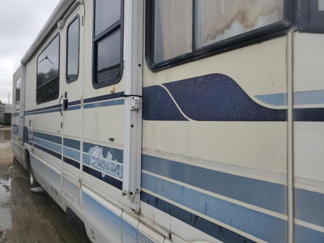 Photo 10 from auction – 1992 WINNEBAGO WINN with VIN 3FCMF53G7MJA01995