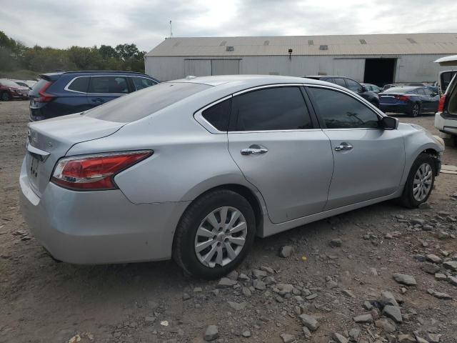 Photo 3 from auction – 2015 NISSAN ALTIMA 2.5 with VIN 1N4AL3AP5FN882857