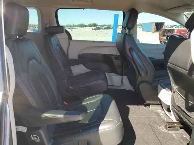 Photo 11 from auction – 2018 CHRYSLER PACIFICA T with VIN 2C4RC1BG4JR322937