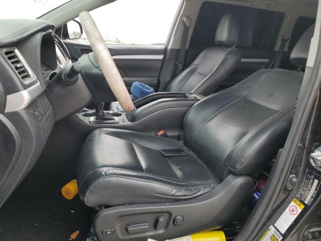 Photo 7 from auction – 2018 TOYOTA HIGHLANDER with VIN 5TDJZRFH9JS816697