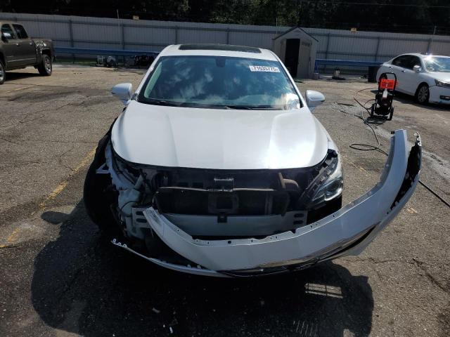Photo 5 from auction – 2017 BUICK LACROSSE E with VIN 1G4ZP5SS9HU146153
